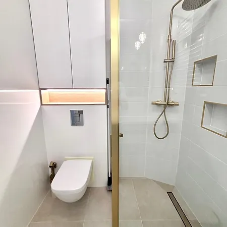 Apartment White Glove Nad Zatoka Gold